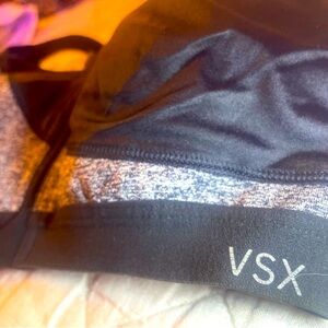Victoria’s Secret limited edition VSX Black womens sports bra zip double padded